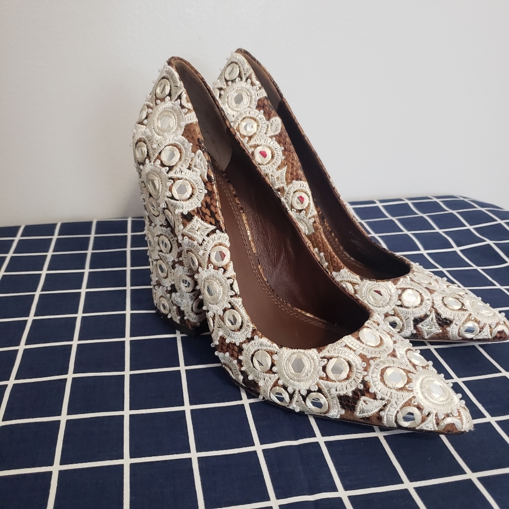 Tory Burch》9 Snakeskin Embroidered Heels NWOT